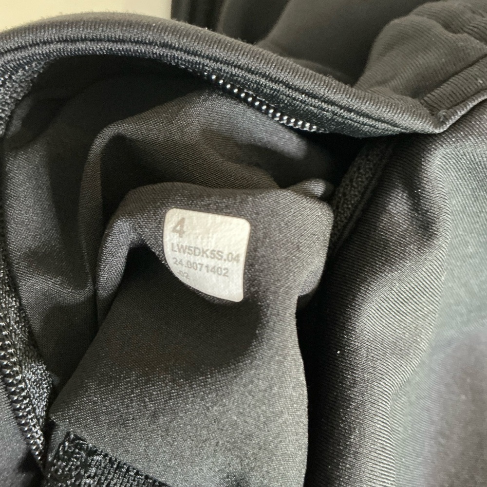 Lululemon Adapted State High-Rise Jogger Zippered Cuffs 28" Black Size 4 - Picture 12 of 16
